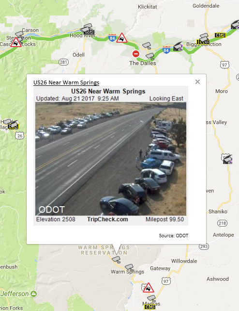 Orderly parking along US 26 near Warm Springs, northwest of Madras, Oregon.